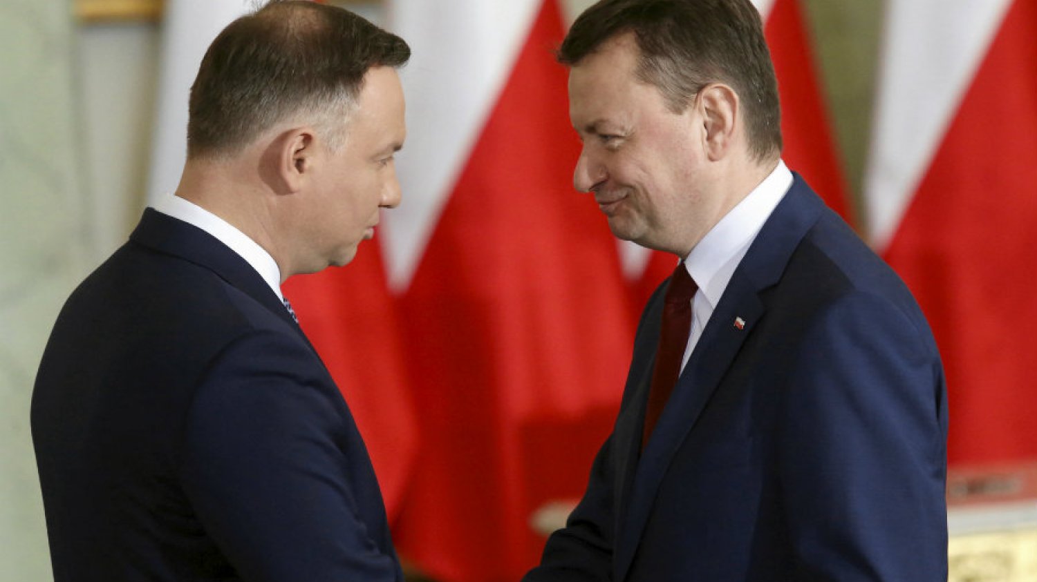 Dla wielu ważniejsze od politycznego trzęsienia ziemi w rządzie było to, że Jarosław Kaczyński nie pojawił się podczas zaprzysiężenia ministrów.