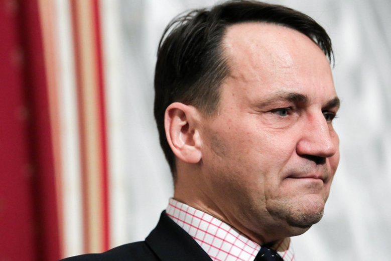 Radosław Sikorski odkrywa kulisy rozmowy z Donaldem Tuskiem.