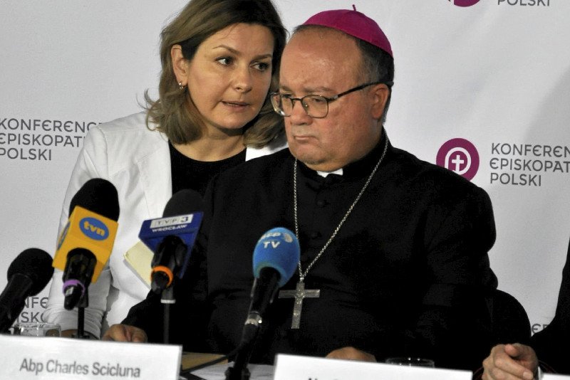 "Terminator papieża Franciszka" abp Charles Scicluna z wizytą w Polsce.