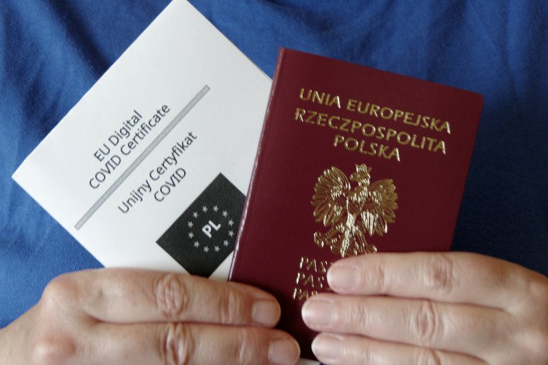 Pierwsze certyfikaty stracą ważność już za 4 miesiące