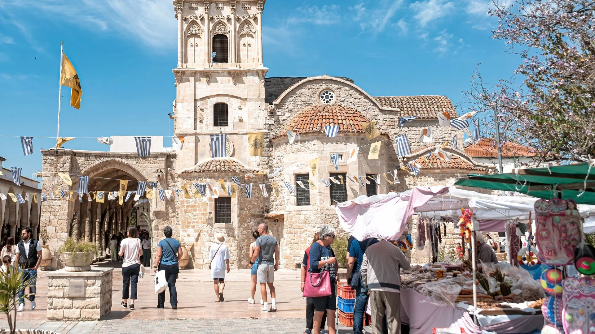 Iran wystrzelił rakiety w kierunku Cypru. Wielka Brytania potwierdza