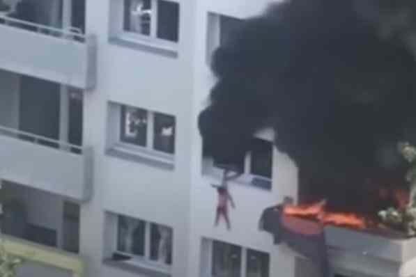 Dwaj chłopcy w wieku 3 i 10 lat wyskoczyli z trzeciego piętra bloku we francuskim Grenoble.