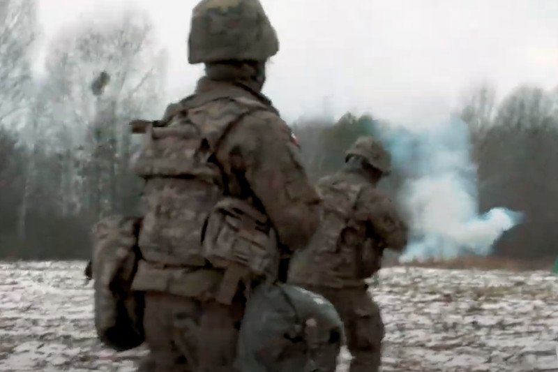 Ferie z WOT. Screen z nagrania z ferii 2020 roku.