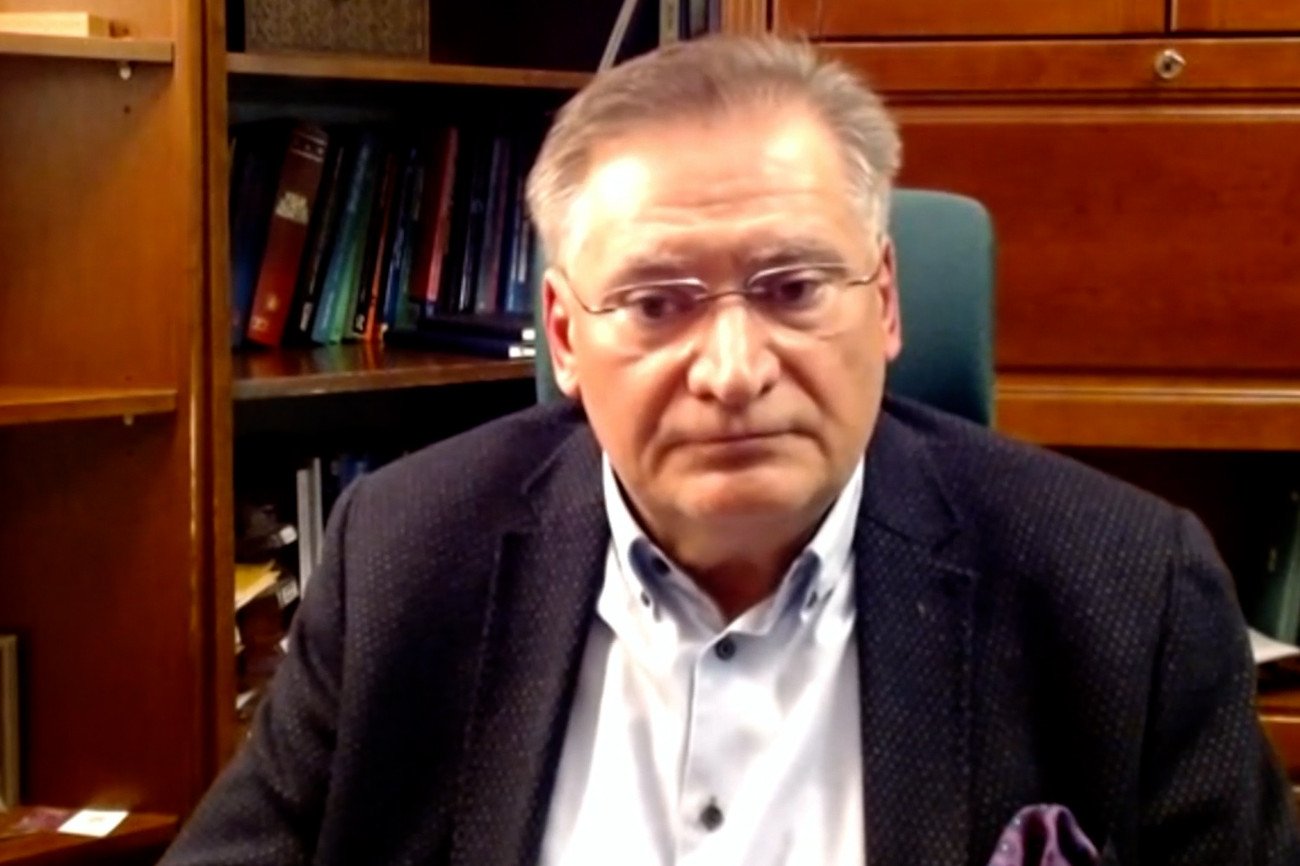 Prof. Bolesław Samoliński uważa, że segregacja w czasie epidemii COVID-19 powinna być postrzegana pozytywnie.