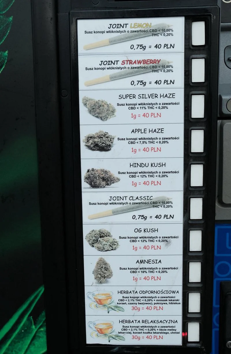W Poznaniu stanął automat z produktami CBD.