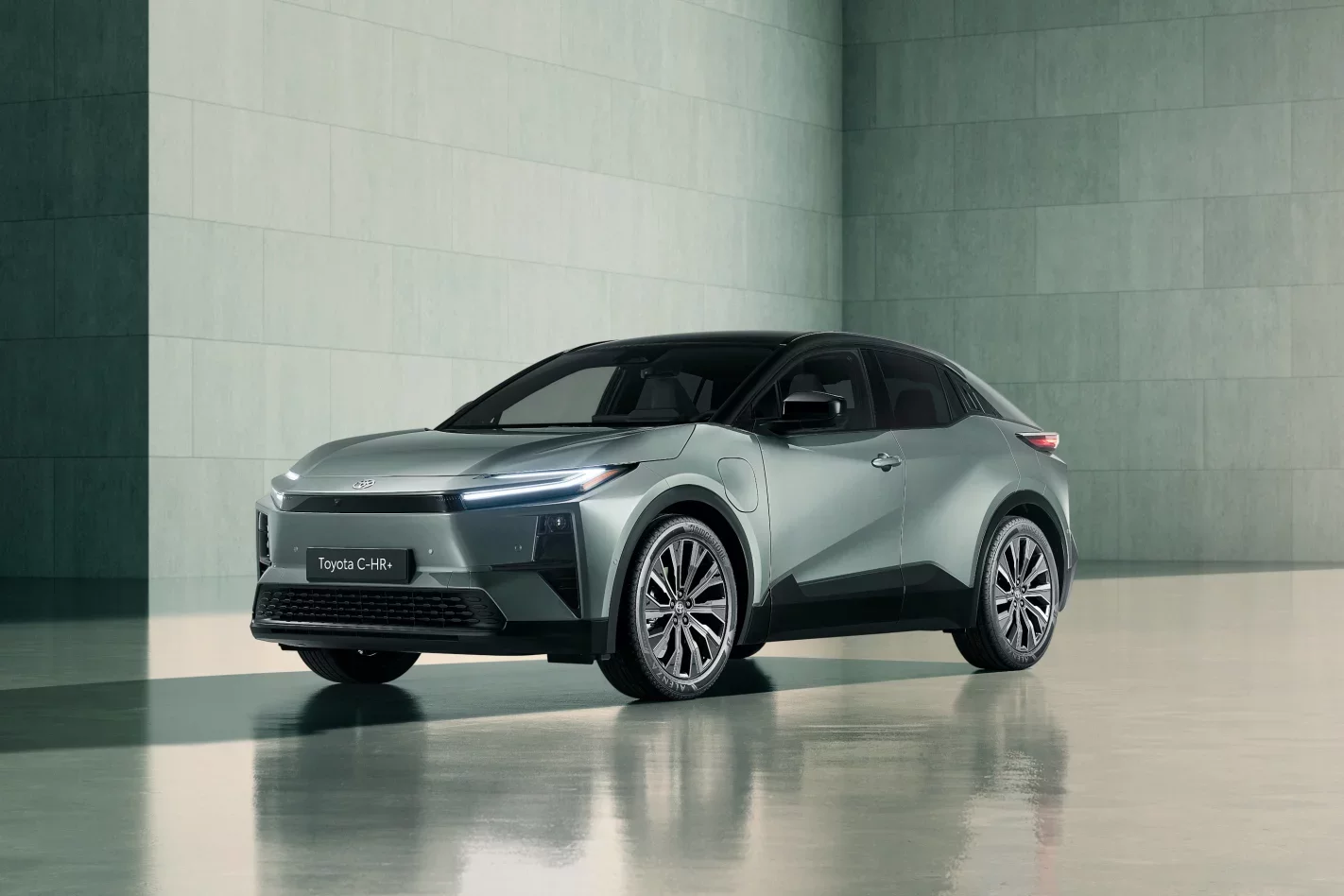 Japońska strategia ma sens. Tak Toyota rozegrała temat z elektrykami
