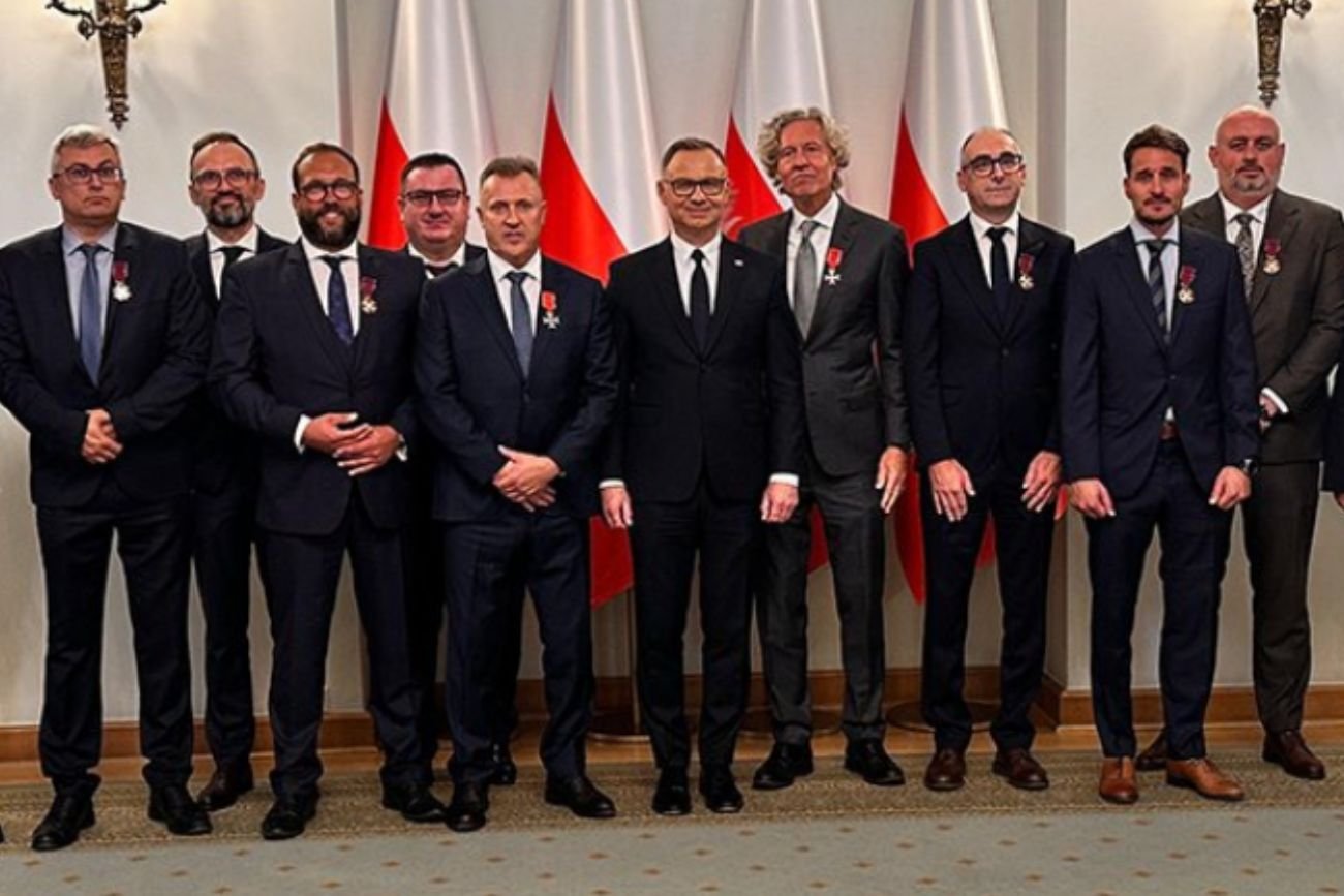 Szef PZPN i działacze klubów dostali ordery od Dudy. "Przewróciłem się ze śmiechu"