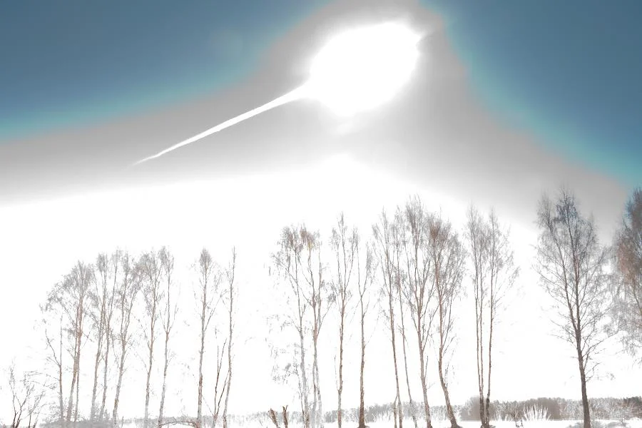 Moment eksplozji meteorytu Czerbakuł nad Uralem uchwycony przez fotografa