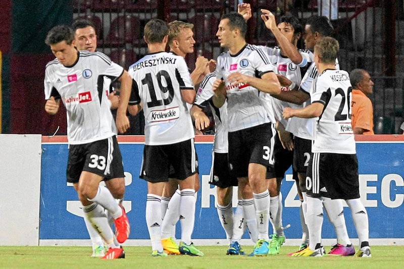 Legia jest bliżej Ligi Mistrzów. Po 18 latach ma szanse znów grać "wielki futbol"