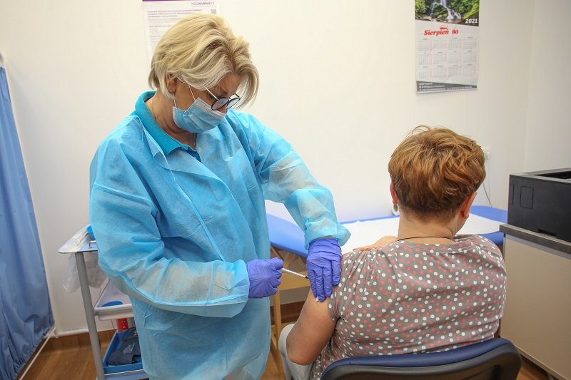 Nauczyciele mają być szczepieni preparatem AstraZeneca.