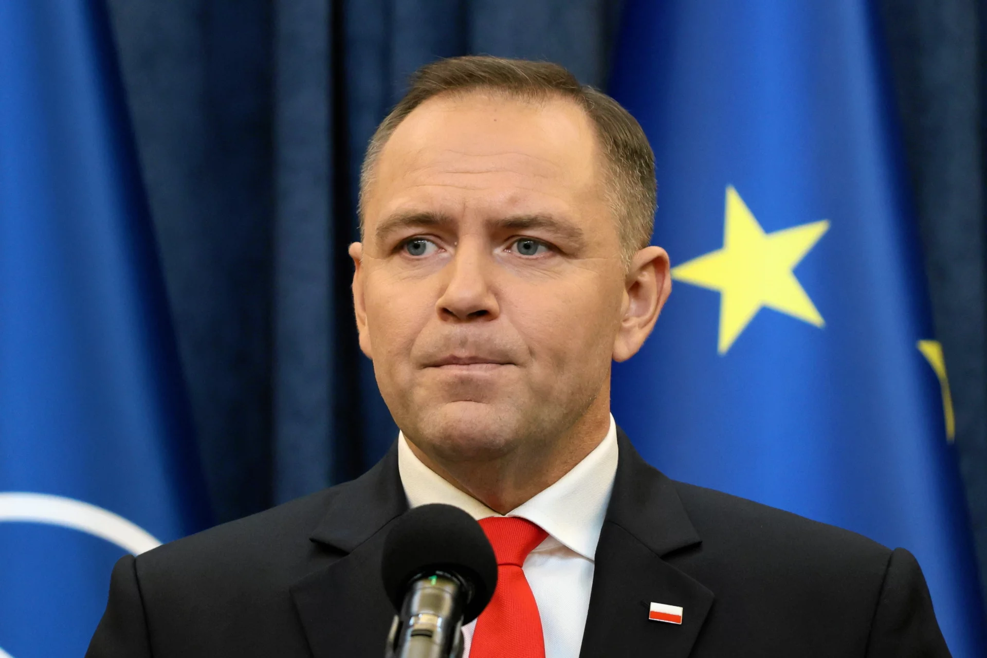 Minister nie wytrzymał po tym wecie Nawrockiego: Prezent dla wojsk Putina Karol Nawrocki