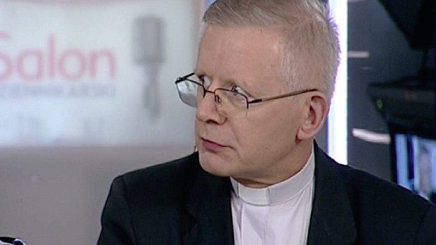 Ks. Henryk Zieliński znalazł powód zamachu. To...rozwiązłość Barcelony.