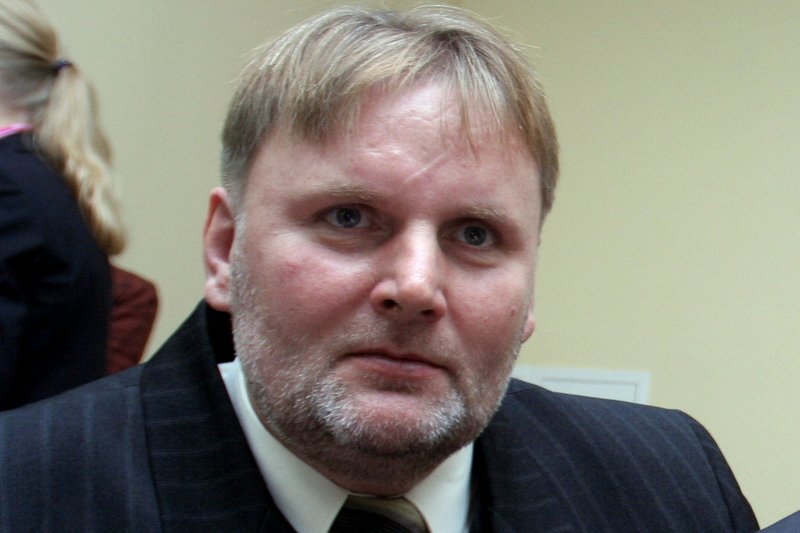 To nie pierwszy raz, kiedy senator udostępnia kontrowersyjny wpis.