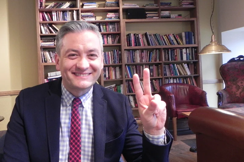 "PiS będzie rządził jeszcze tylko dwa lata". Robert Biedroń mówi nam o tym, skąd to wie i o Polsce marzeń.