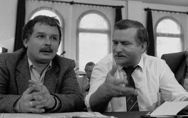Lech Kaczyński i Lech Wałęsa, rok 1990.