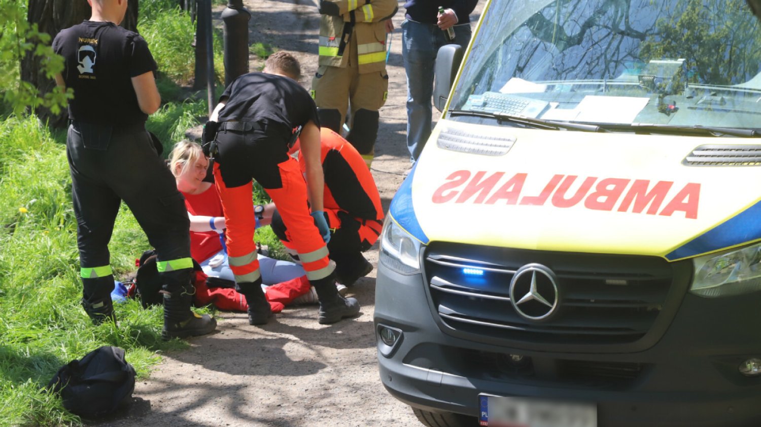 Kobieta w szambie znaleziona w Strykowie. Zmarła, nim zdążono ją wyciągnąć
