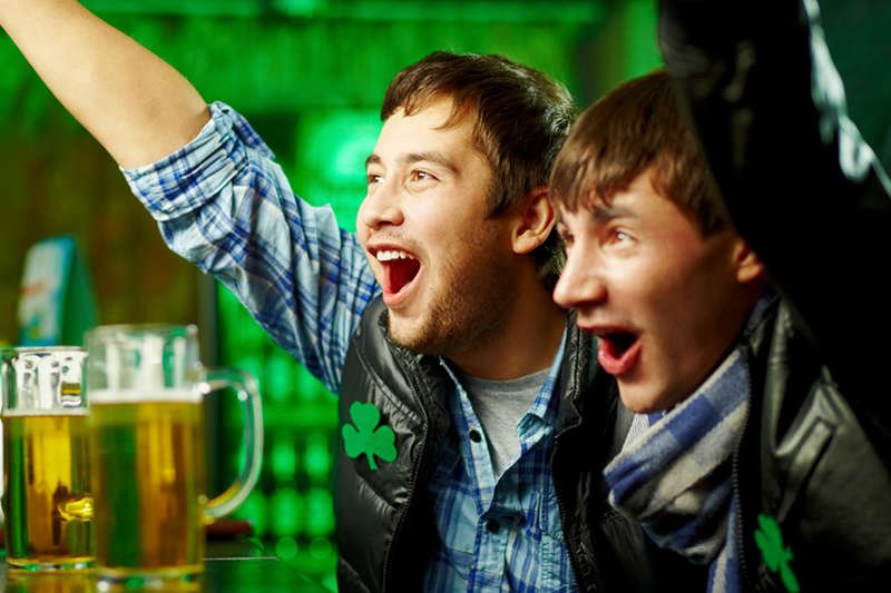 Wielkie kluby piłkarskie od lat fascynują ludzi. W Polsce ich strony internetowe ciągle się rozrastają.