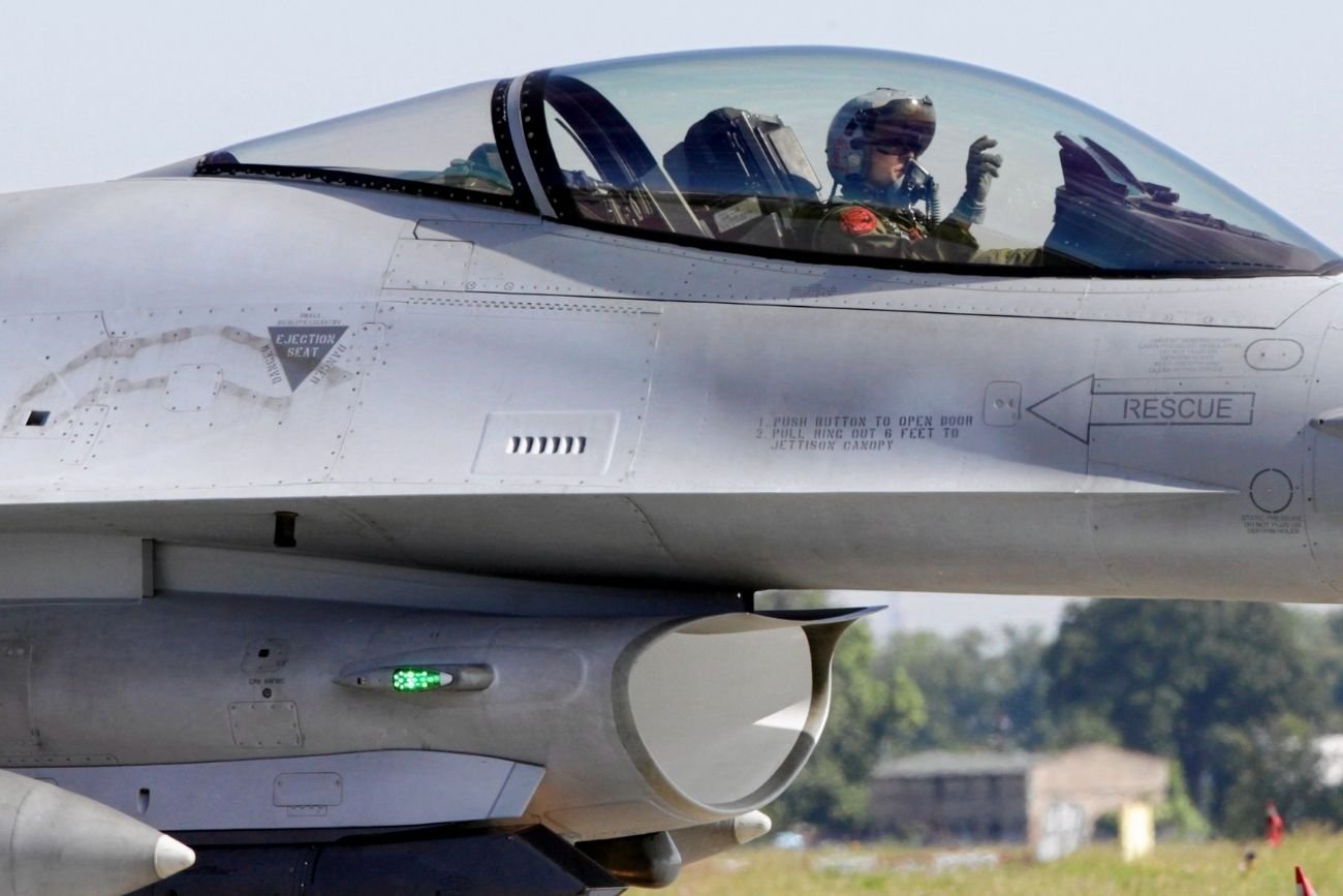 Śledztwo ws. katastrofy F-16 może trwać latami. Prokuratura ujawnia plan śledczych