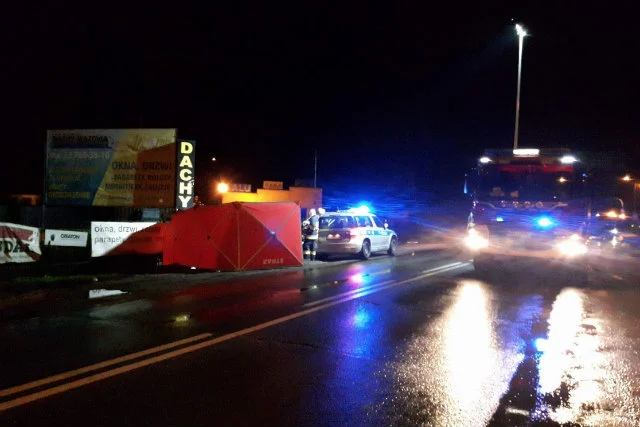Trzy kobiety zginęły na miejscu po śmiertelnym potrąceniu przez samochód.