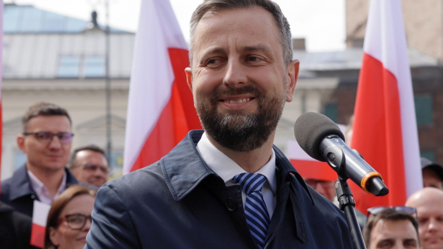 Będzie nowa umowa koalicyjna? Kosiniak-Kamysz dostał glejt od swojej partii Nowa umowa koalicyjna. Kosiniak-Kamysz z upoważnieniem do renegocjacji