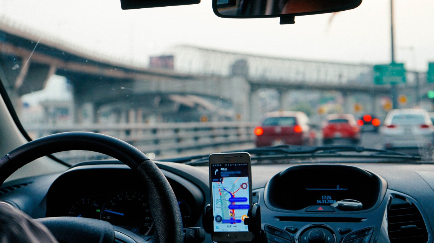 Przybywa ofiar przemocy seksualnej w Uberze i Bolcie. Nie tylko w Polsce, ale i w USA