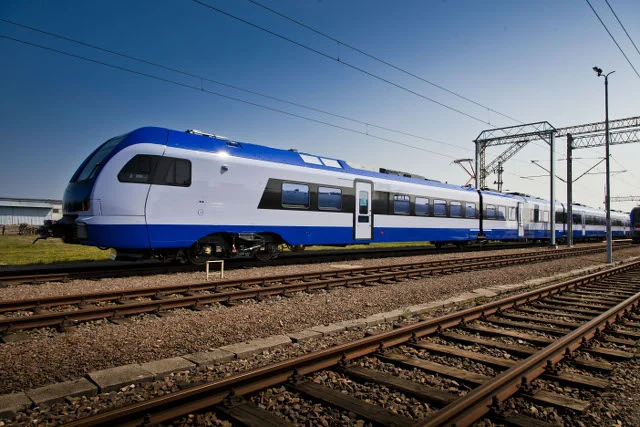 Flirt potrafi rozpędzić się do 160 km/h