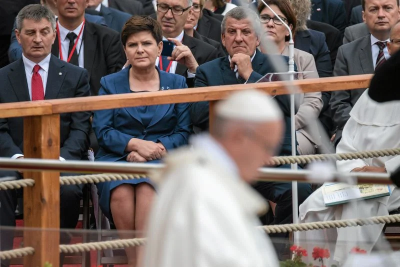 Wizyta papieża Franciszka na Jasnej Górze. Beata Szydło i inni politycy PiS uczestniczą we mszy