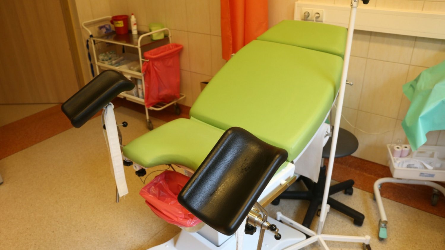 Z powodu raka endometrium nie musi umierać tyle kobiet w Polsce.Co można i trzeba zmienić?