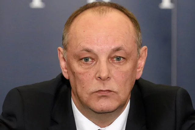 Prokurator Marek Pasionek podczas konferencji nt. ekshumacji smoleńskich poczynił dygresję, która podgrzewa teorię o zamachu na Tu-154M.