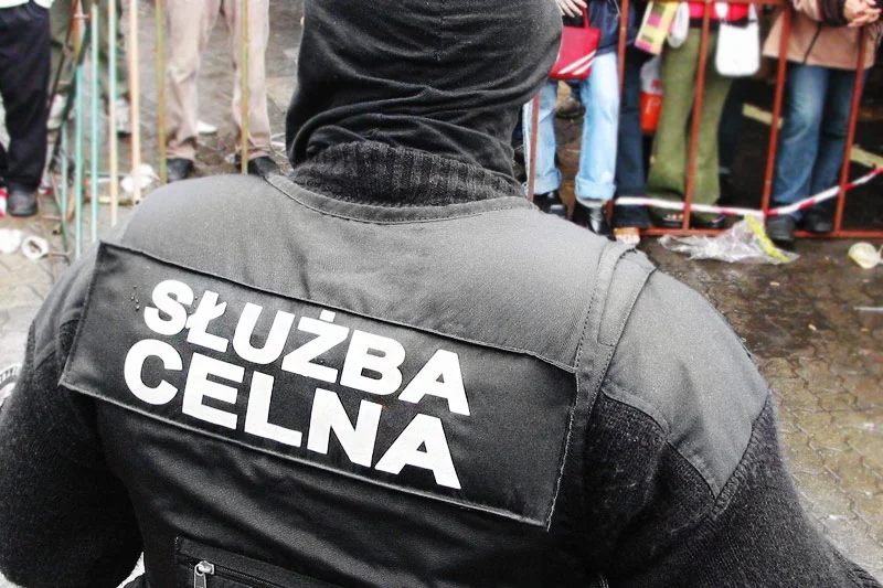 Służba Celna ściga korzystających z zakładów bukmacherskich online.