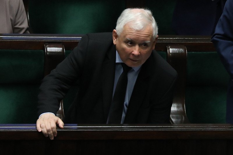 W najnowszym sondażu pracowni IBRIS dla "Rzeczpospolitej" Prawo i Sprawiedliwość ma 33 proc. poparcia.