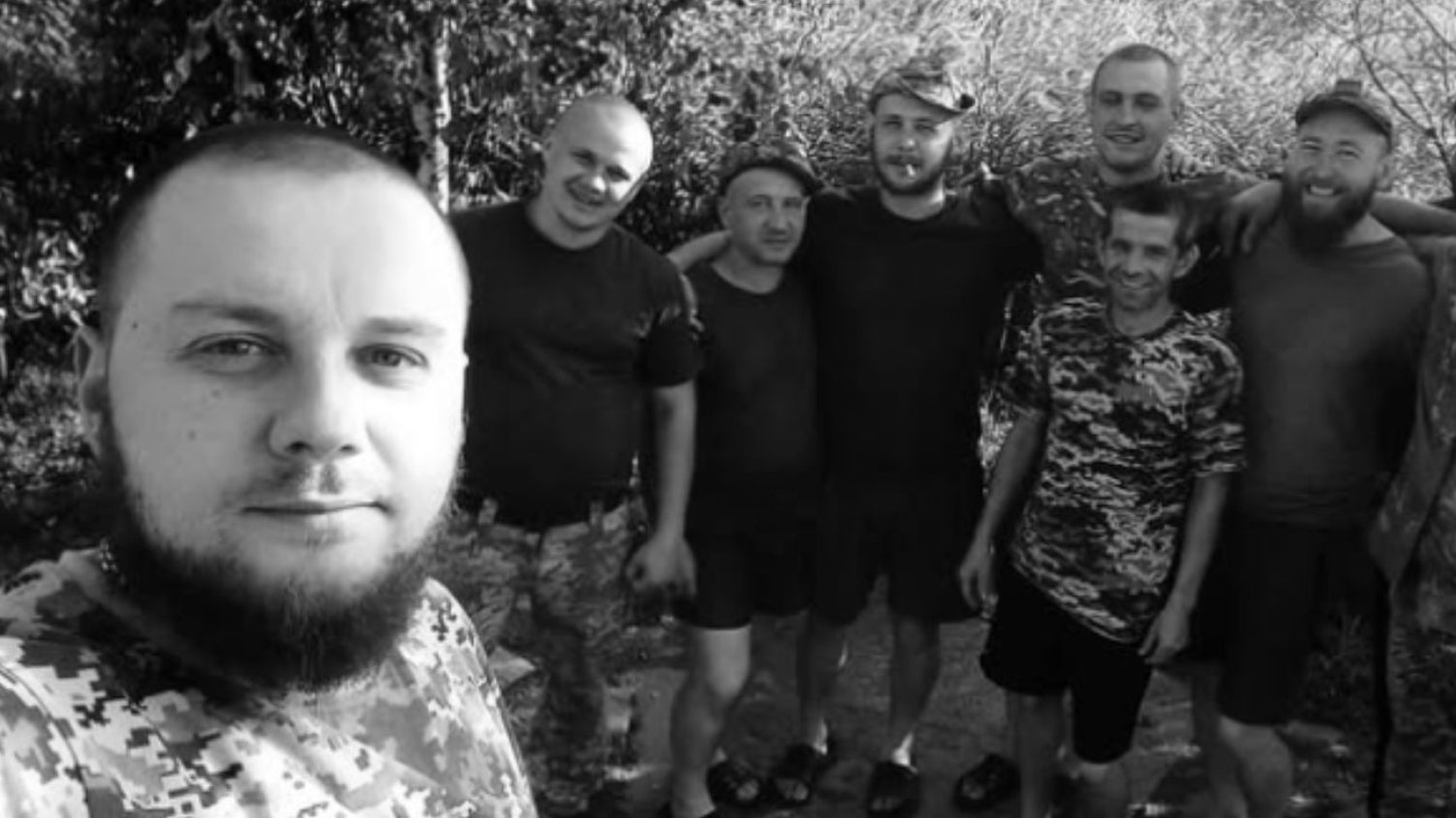 Nauczycielka z gdańskiego liceum pożegnała syna. "Zginął w walce o wolność Ukrainy" . Syn nauczycielki z Gdańska zginął na wojnie w Ukrainie. Walczył o wolność .