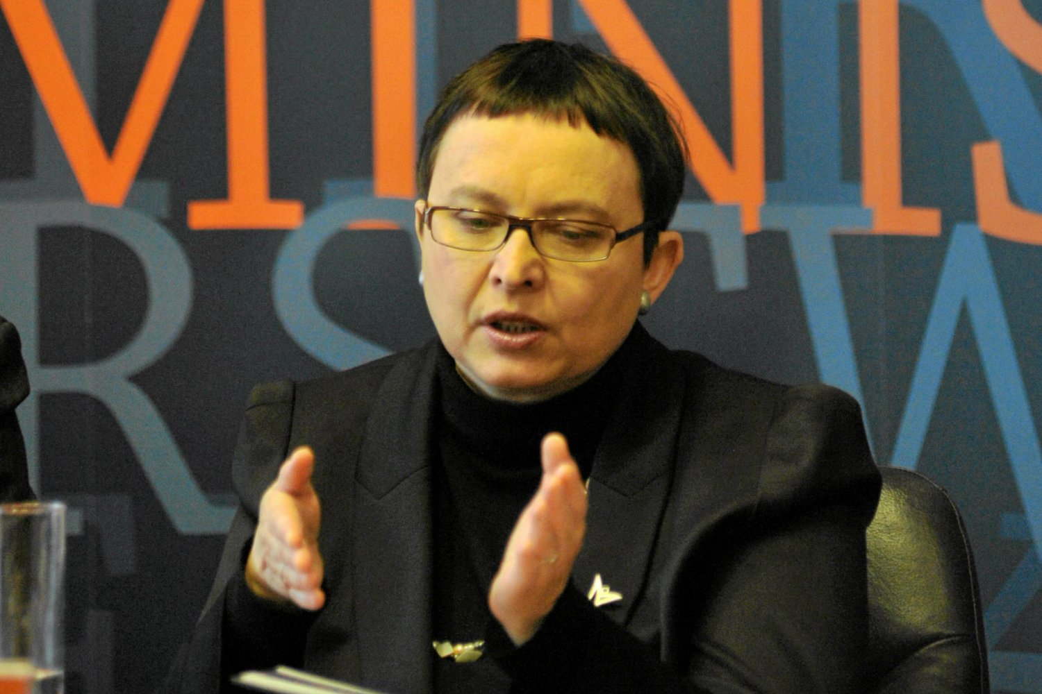 Według "Wprost" Katarzyna Hall zapłaciła 3 mln zł ekspertom, którzy w 2008 r. opracowali nowe treści kształcenia.