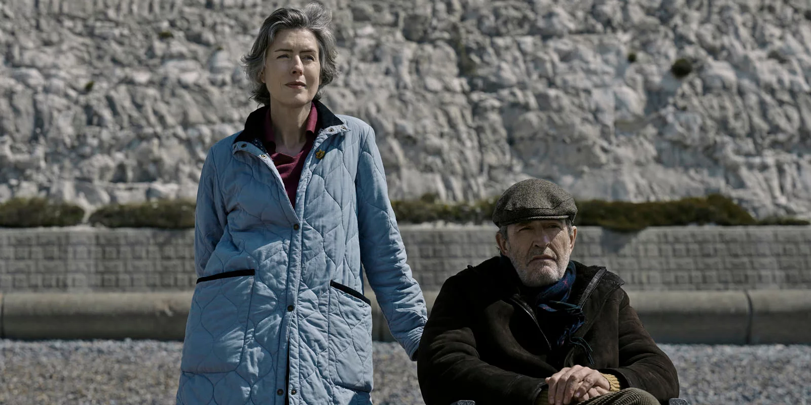 Gina McKee i Rupert Everett w filmie "My Policeman".