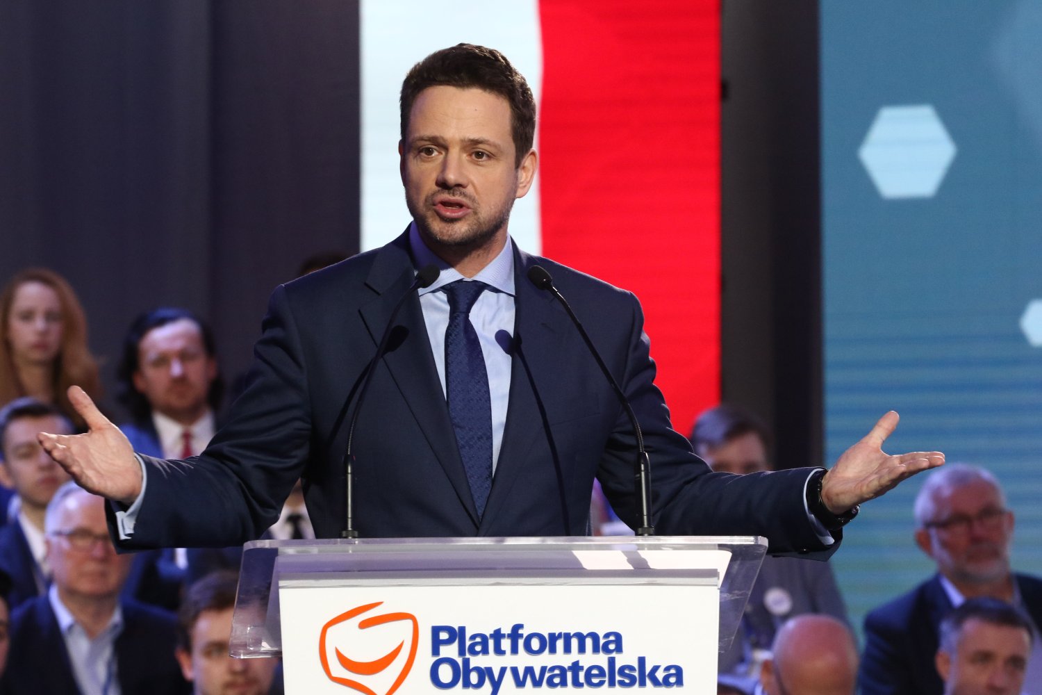 Czy Rafał Trzaskowski prowadzi przedwczesną kampanię wyborczą?