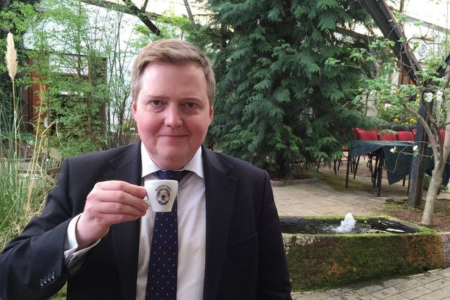 Szef islandzkiego rządu nie podaje się do dymisji, mimo udziału w podatkowej aferze