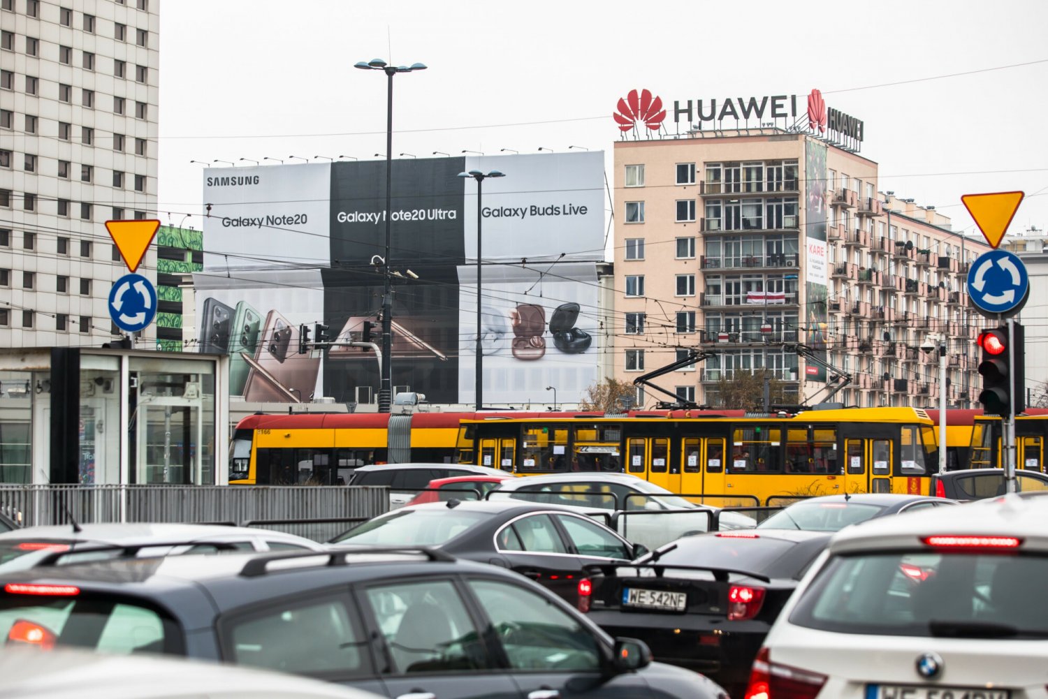 Co kryje się za nazwami znanych firm? Niektóre tłumaczenia są zaskakujące