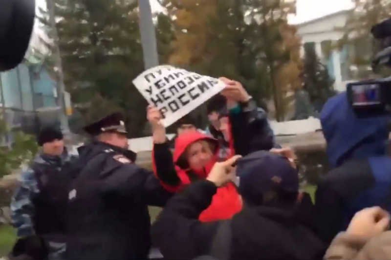 W Moskwie odbył się protest przeciwko rosyjskiej interwencji w Syrii.