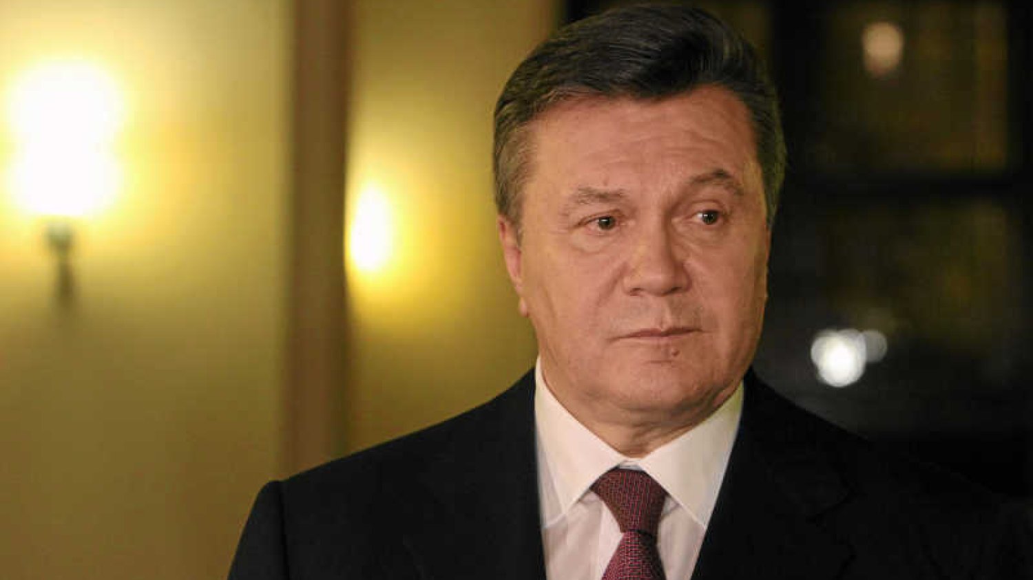 W rocznicę masakry na Majdanie Wiktor Janukowycz zapewnia, że wróci na Ukrainę.