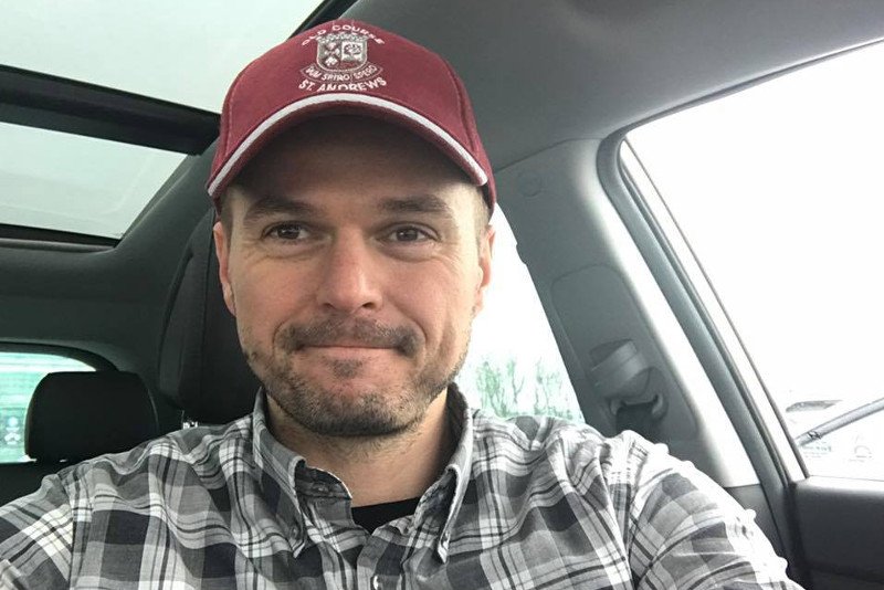 Arek Skuza to przedsiębiorca i innowator wyróżniony przez magazyn "Brief" jako jeden z najbardziej kreatywnych w biznesie Polaków.