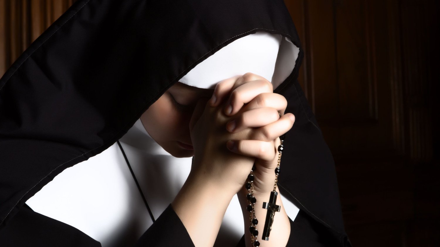 Dlaczego młode dziewczyny decydują się na życie w zakonie?