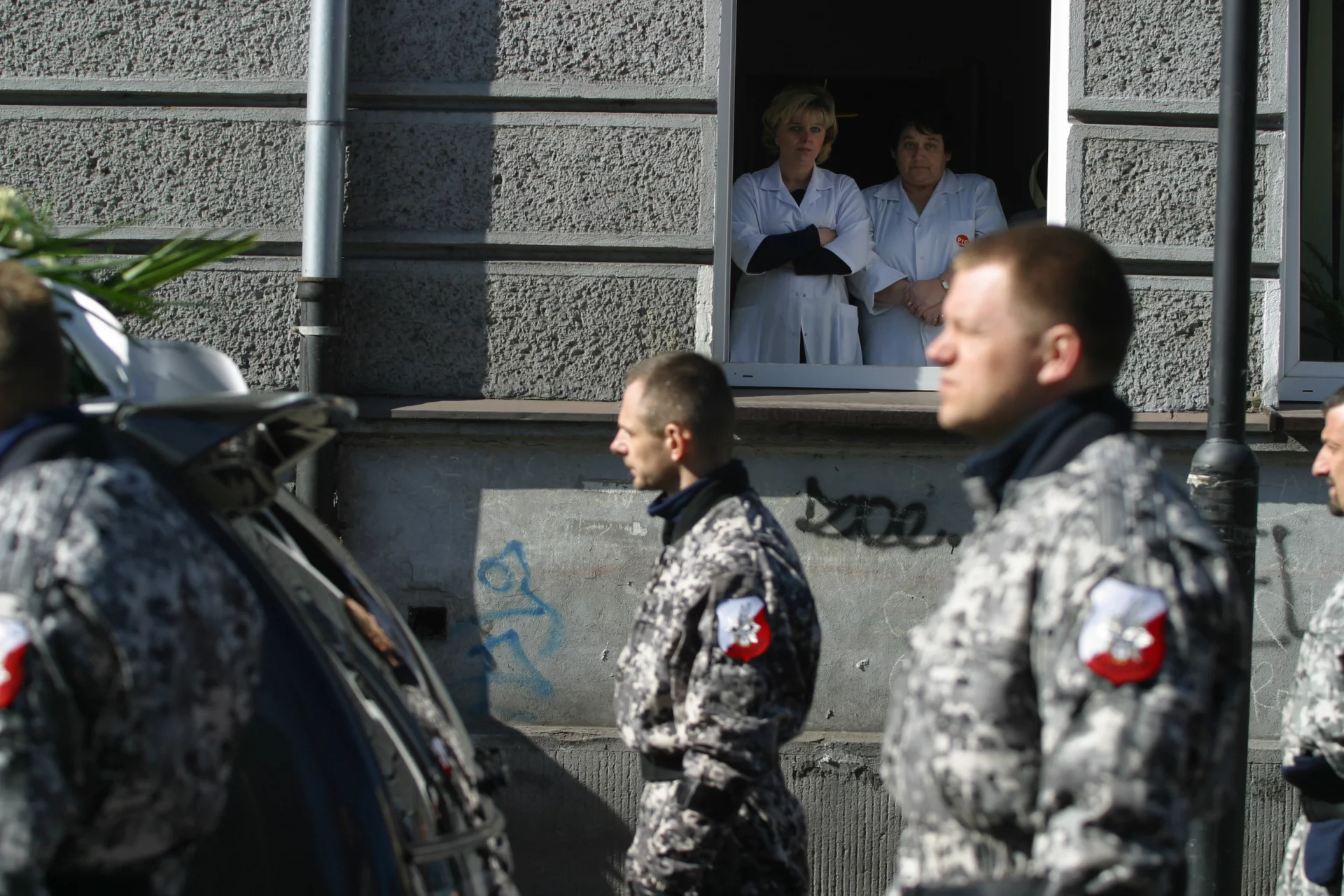 Gliwice, rok 2003. Pogrzeb jednego z policjantów, którzy zginęli w Magdalence