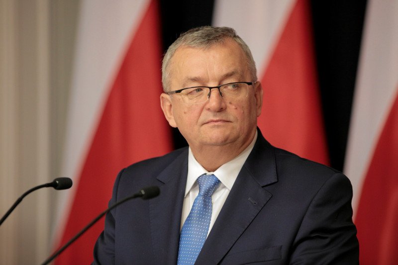 Polska przegrała walkę o transportowców na własne życzenie.