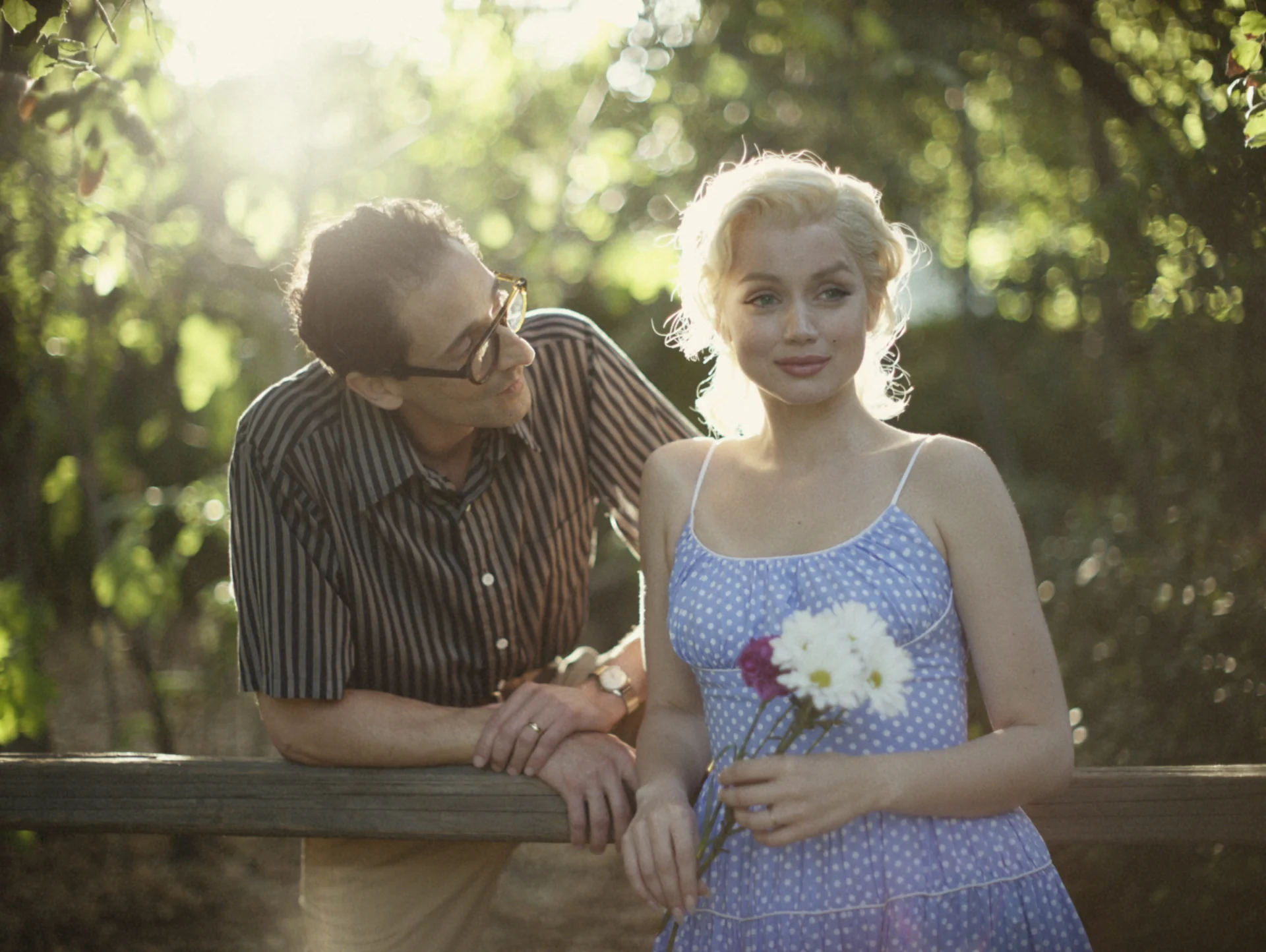 Adrien Brody i Marilyn Monroe w filmie "Blondynka"