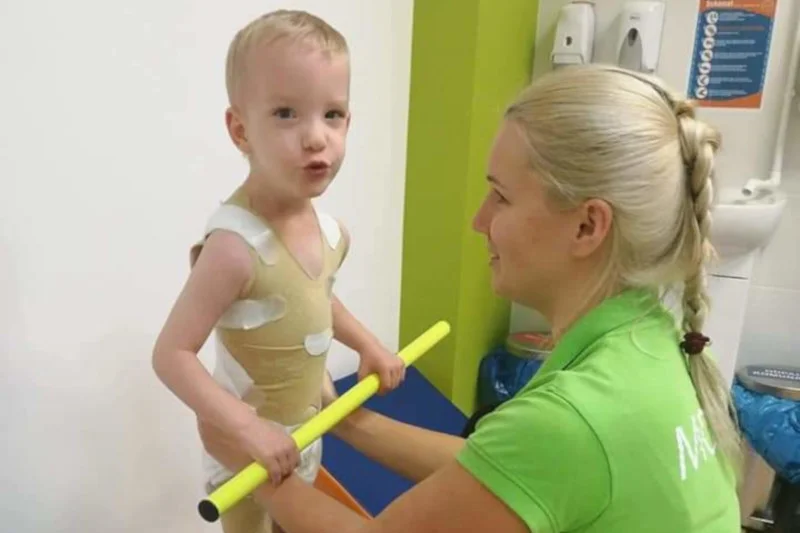 Syn Agnieszki Jóźwickiej w prywatnym ośrodku jest rehabilitowany praktycznie od samego urodzenia.