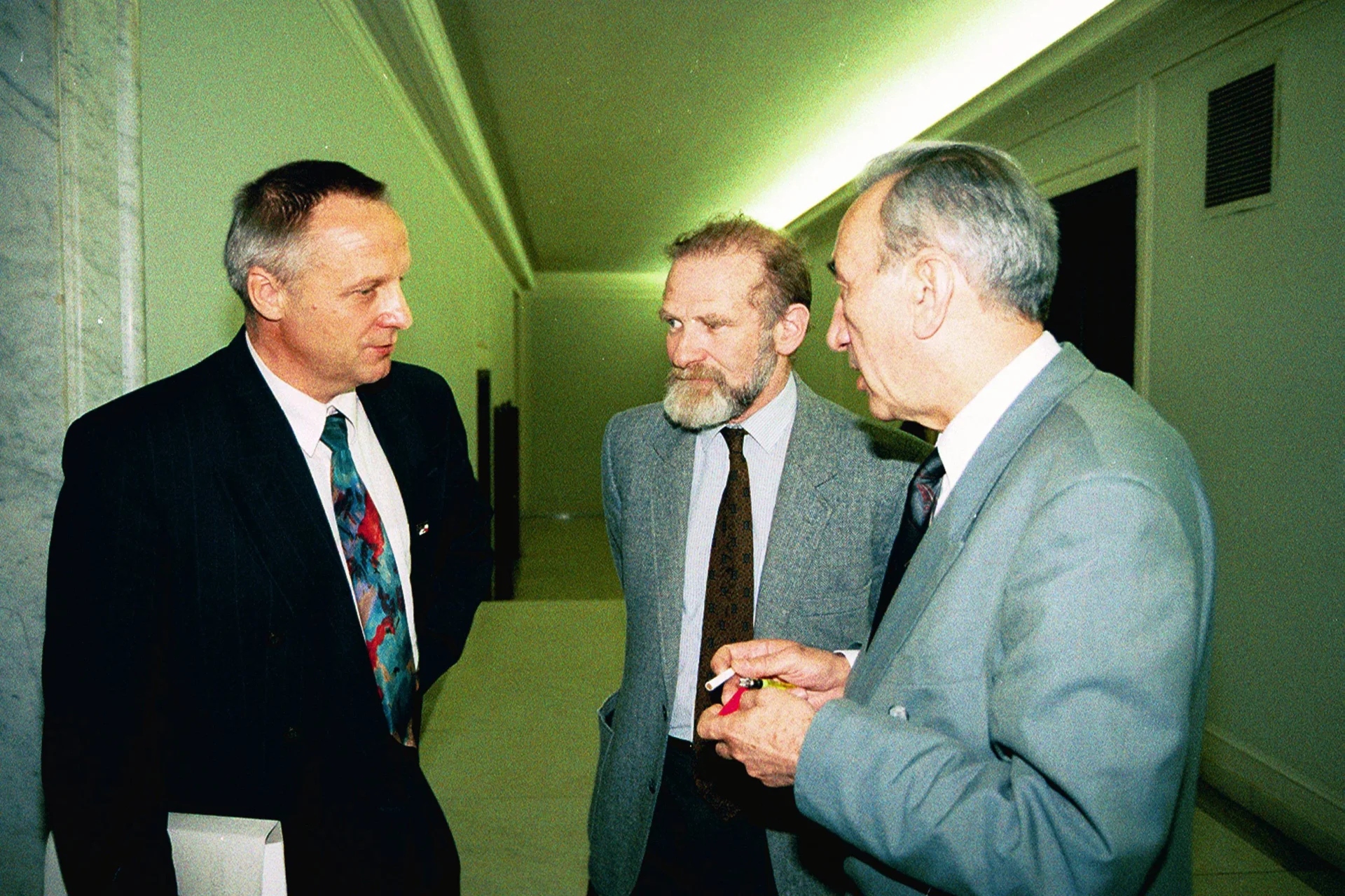 Stefan Niesiołowski, Bronisław Geremek i Tadeusz Mazowiecki w Sejmie, 1993 rok.