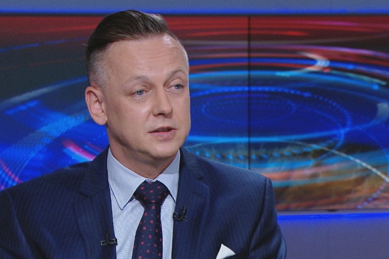 Tomasz Szmydt na antenie Polsatu zapewniał, że nie wie, gdzie jest jego była żona Emi.