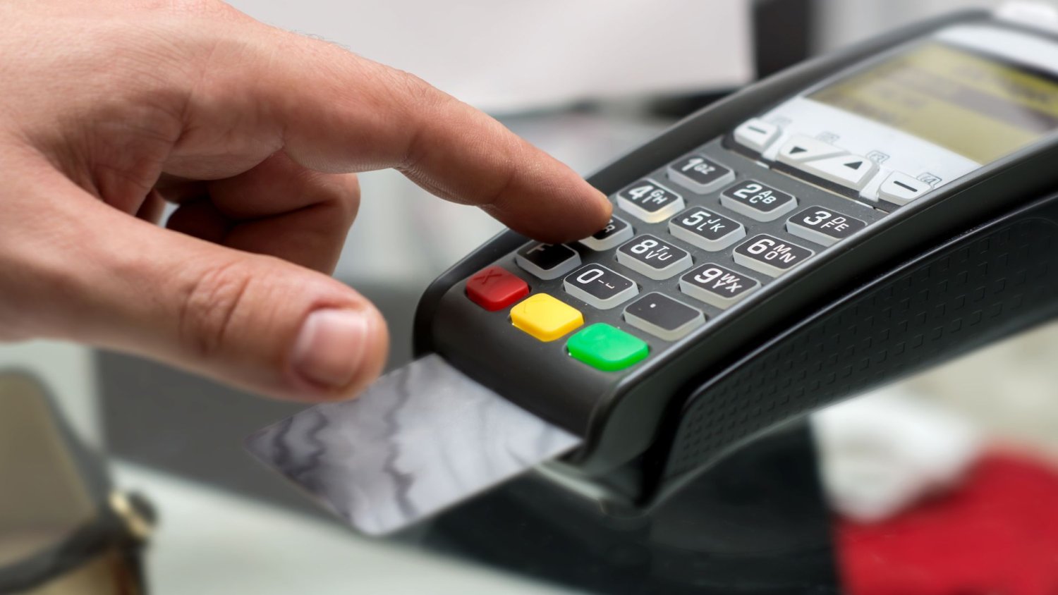 Visa nie działa, awaria jest potężna. Wielu Polaków nie może zapłacić kartą