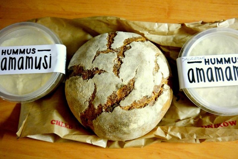 Słynny hummus w towarzystwie