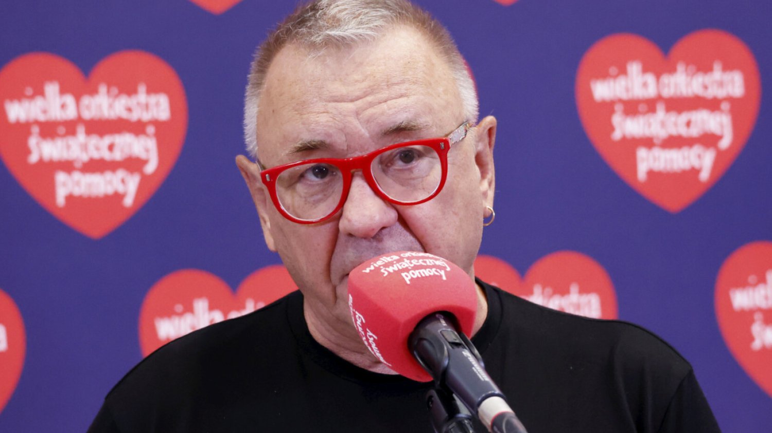 WOŚP przekazuje 40 mln zł dla powodzian.